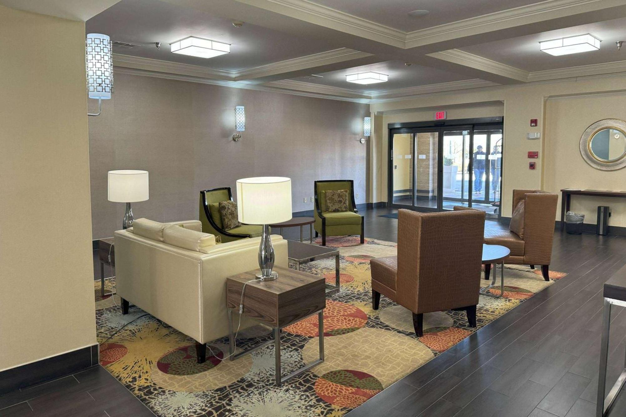 Baymont By Wyndham Bessemer Exterior foto
