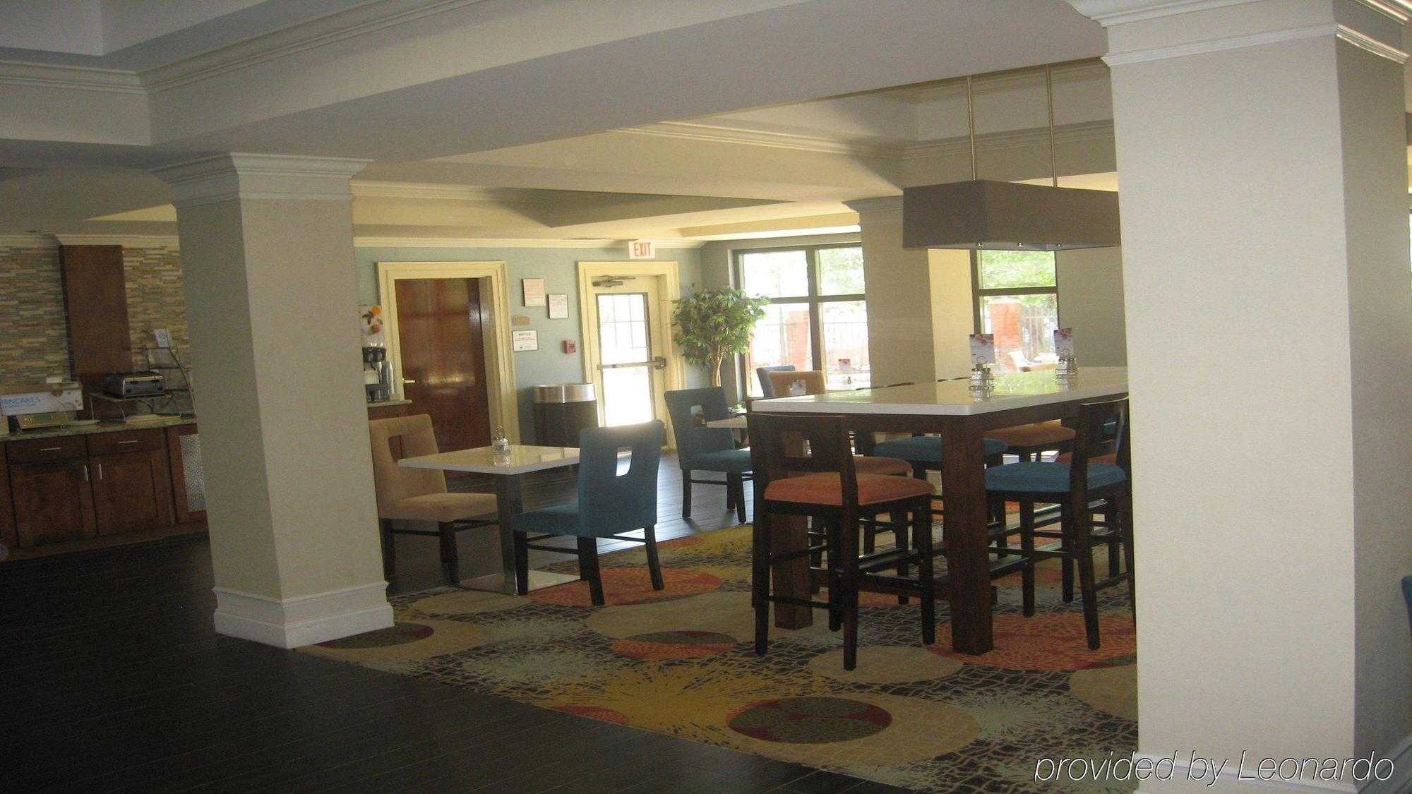 Baymont By Wyndham Bessemer Exterior foto