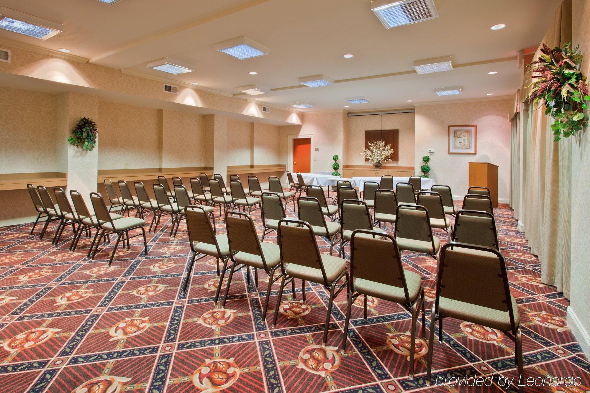 Baymont By Wyndham Bessemer Facilidades foto